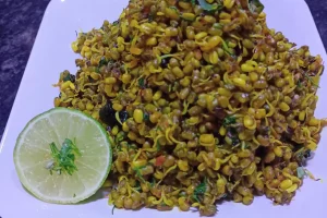 મેથી ની પૂરી - methi ni puri - methi puri recipe - Methi triangles - methi ni pu_4.00_03_49_16.Still036