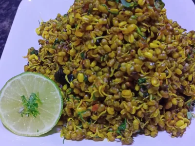 મેથી ની પૂરી - methi ni puri - methi puri recipe - Methi triangles - methi ni pu_4.00_03_49_16.Still036